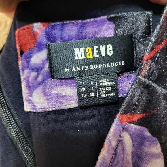 Anthropology Velvet skirt floral with purple and red, size 4 - Picture 7 of 8